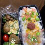 繭(まゆ) 今日のお弁当🍱😋🍴 PLUS十三店