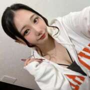 ヒメ日記 2025/10/29 03:43 投稿 ゆづき えっちな微笑み誘惑美女 L＆Jブラザーズ