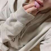 ヒメ日記 2025/11/01 15:03 投稿 ゆづき えっちな微笑み誘惑美女 L＆Jブラザーズ