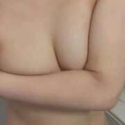 れな おまちしてます♡ ノーブラで誘惑する奥さん谷九・日本橋