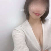 成宮(なりみや) みんなありがとう🥰 手コキ専門店「寸止め抜き地獄」