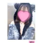 みな 🗝明日13時~ MINT（ミント）