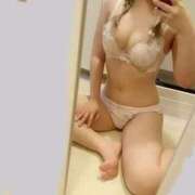 ヒメ日記 2025/11/21 20:26 投稿 もも ５Letters〜ファイブレターズ〜