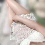 ヒメ日記 2025/11/17 15:33 投稿 桃瀬　らら OLピンクコレクション