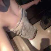 ヒメ日記 2025/12/08 09:42 投稿 本田はるな セレブ Rex