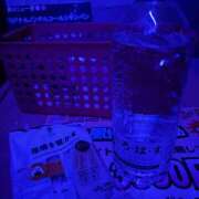 ひめ お題：ねぇ知ってる？飲み物ちょっとだけ残す人って無意識に後ろにいる人に残しておいてるらしいよ？に回答♪ CHERRY WEST(チェリーウエスト)