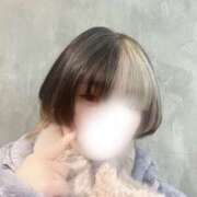 おおもり 「美容院帰りの特別な夜…23時から会えます🌙💋 ファーストレディー