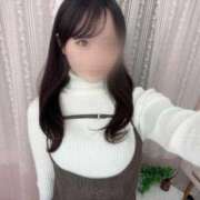 いろは 🎀ご予約完売ありがとうございました🎀 高級オナクラ　ひよこクラブ