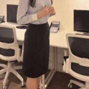 ヒメ日記 2026/03/01 18:26 投稿 月城みれい e女商事 池袋店