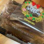 まなみ サンタさんきた〜？？？？ ぽっちゃり巨乳素人専門店ぷにめろ八王子店