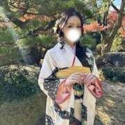 ヒメ日記 2025/12/10 14:44 投稿 りり　高貴のオーラに神秘的な美貌 ROYAL FACE