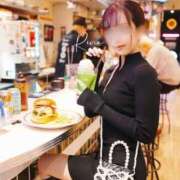 ヒメ日記 2026/04/14 21:12 投稿 りな　天真爛漫な小顔美女 ROYAL FACE