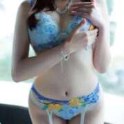 ヒメ日記 2026/01/06 17:32 投稿 つばき　妖艶な笑みに心奪われます ROYAL FACE