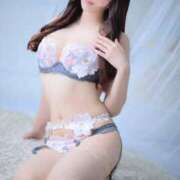 ヒメ日記 2025/11/07 07:12 投稿 ひな　優雅で気品溢れる美女 ROYAL FACE