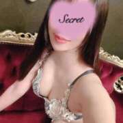 ヒメ日記 2025/12/17 09:02 投稿 ひな　優雅で気品溢れる美女 ROYAL FACE