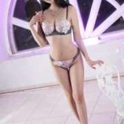 ヒメ日記 2026/01/07 17:12 投稿 ひな　優雅で気品溢れる美女 ROYAL FACE