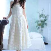 ヒメ日記 2026/03/23 19:01 投稿 ひな　優雅で気品溢れる美女 ROYAL FACE