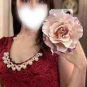 ヒメ日記 2025/12/22 14:22 投稿 れおな　アイドル系美女 ROYAL FACE