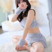 ヒメ日記 2026/04/04 12:06 投稿 れおな　アイドル系美女 ROYAL FACE