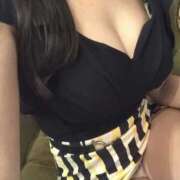 ヒメ日記 2025/12/18 17:41 投稿 まゆ　黒髪清楚の魅惑の美女 ROYAL FACE