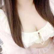 ゆうり コソッと出勤☺️ ぽっちゃり巨乳素人専門店ぷにめろ渋谷店