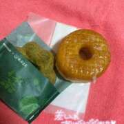 ユキノ もぐもぐ ファーストレディー