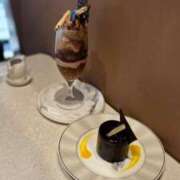 真っ白19歳は…XXが好き！ ちょこっと…💭💖 グッドスマイル