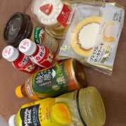 ヒメ日記 2025/12/29 23:26 投稿 浅倉ここ 全裸にされた女たちor欲しがり痴漢電車