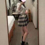 ヒメ日記 2025/11/05 12:40 投稿 桃白えま JKリフレ東京 秋葉原本店