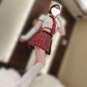 桃白えま 今日14:00-22:00でいます！ JKリフレ東京 秋葉原本店