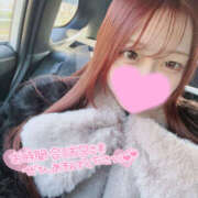 なつ【リアル18歳の未経験娘】 ご奉仕します💕 セクシャル