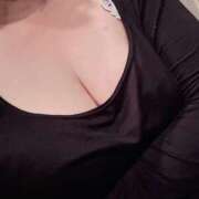 ヒメ日記 2025/12/13 19:43 投稿 やよい もしも素敵な妻が指輪をはずしたら・・・カーラ