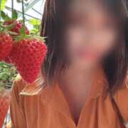 ねね 受け身好きな素人です 私、舌が性感帯