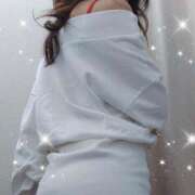 ヒメ日記 2025/12/27 09:13 投稿 みなみ 胡蝶蘭