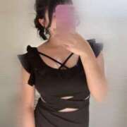 りく えろいカラダ？♡ 西船人妻花壇