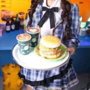 ヒメ日記 2025/11/11 15:47 投稿 春名あおい コウテイ