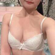 ヒメ日記 2025/11/23 16:22 投稿 美亜みや 全裸美女からのカゲキな誘惑