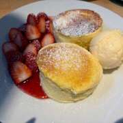 ゆず パンケーキ𓌉🥞𓇋 ‎ 人妻恋愛サークル