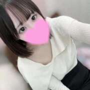 ゆり おはよ( ˶˙ᵕ˙˶ )☀️ 白い巨乳