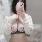 ゆり 桜の季節 白い巨乳