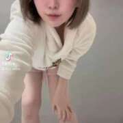 もな ぺろっ💓 東京リップ 池袋店