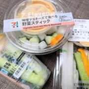 ヒメ日記 2026/04/01 12:50 投稿 なぎさ 電車ごっこ