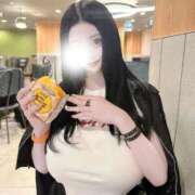 ヒメ日記 2025/11/10 02:11 投稿 萌木 Versailles