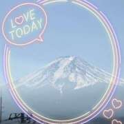 はな こんにちは「はな」です☀️ 池袋あられ