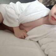 いちご 出勤しました💜 美妻隊