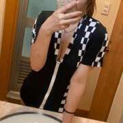 ヒメ日記 2025/11/27 04:41 投稿 はなび LEVEL1