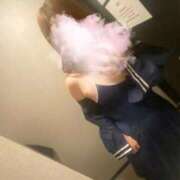 しゅな セーラーの下は、、 大宮添い寝女子