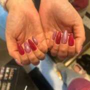 ななみ ネイル 熟女の風俗最終章　越谷店