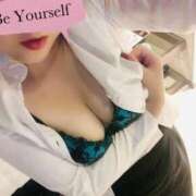 ヒメ日記 2025/12/17 12:04 投稿 赤星 くれは イケない女教師 大阪店