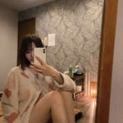 ヒメ日記 2025/12/16 15:34 投稿 にこ プールサイド